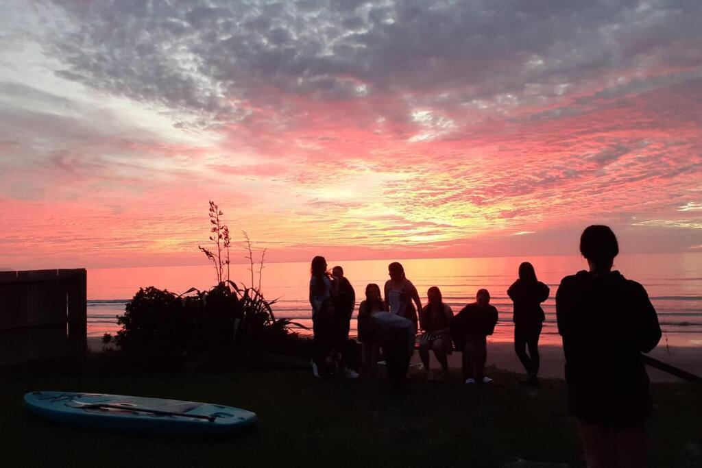 Beachfront Bliss Paraparaumu Zewnętrze zdjęcie